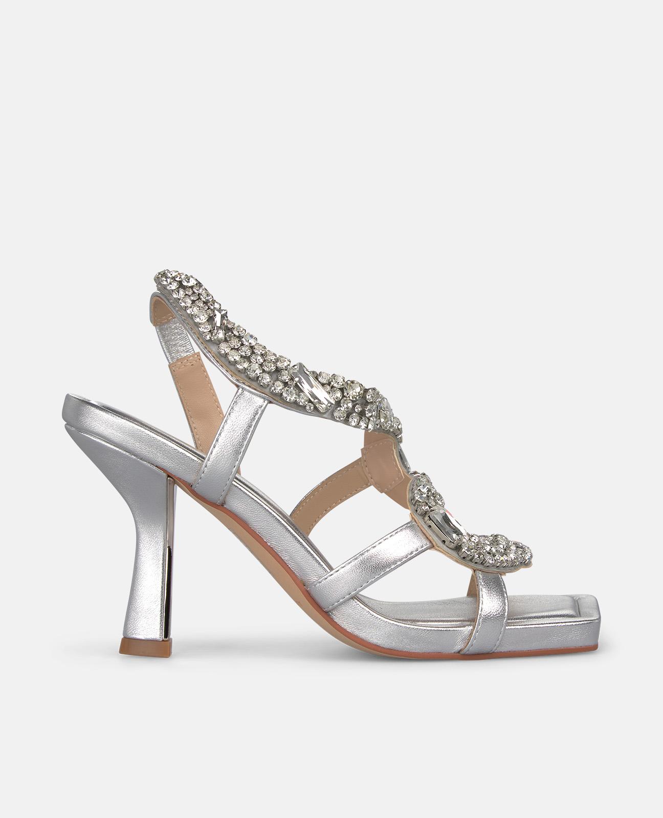 Sandalias de tacón de mujer en piel efecto metalizado con tira de serpiente con detalle pedreria - Alma en Pena - Plata Plata-1