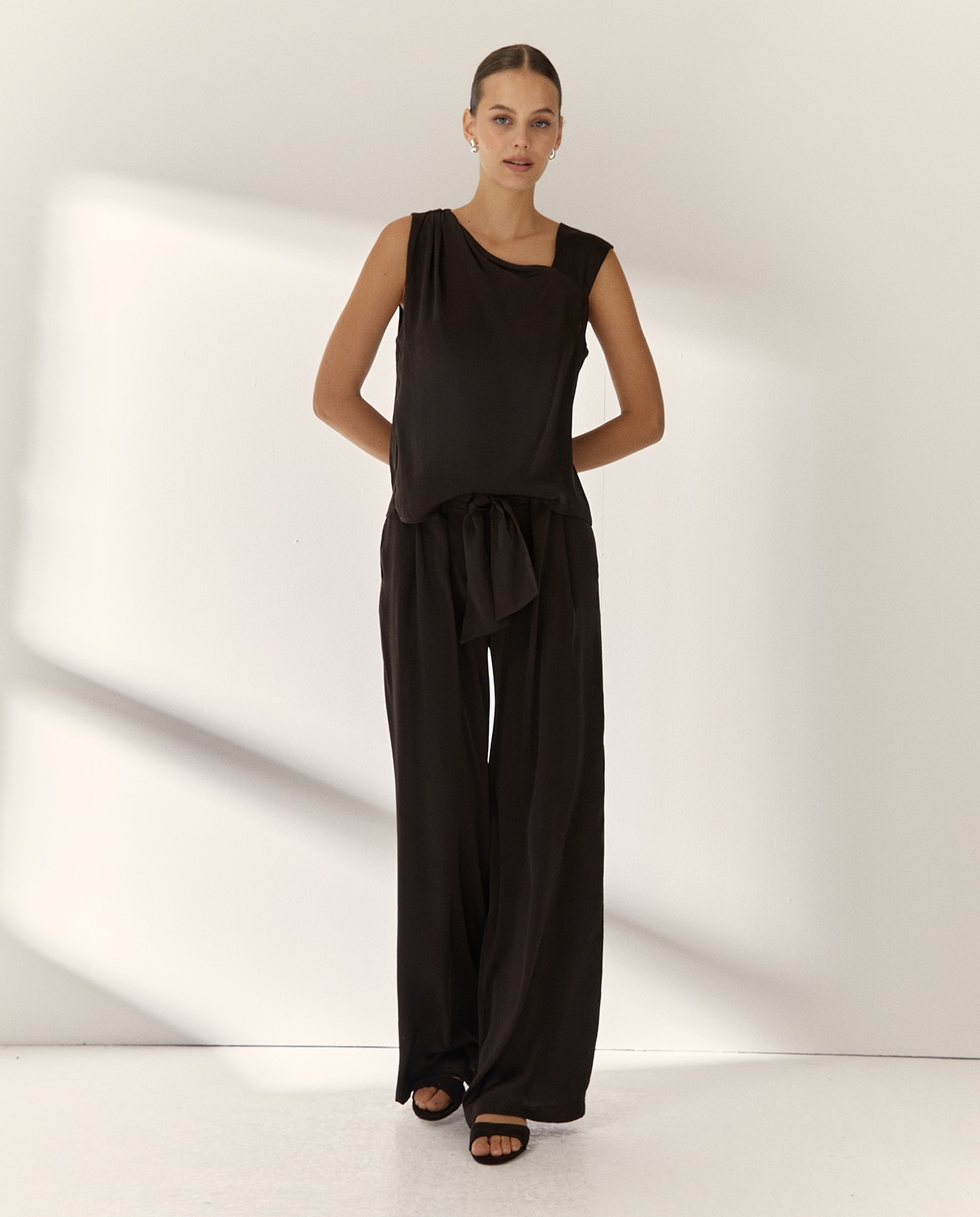 Pantalones anchos de mujer liso - Paz Torras - Marrón oscuro Marrón oscuro-1