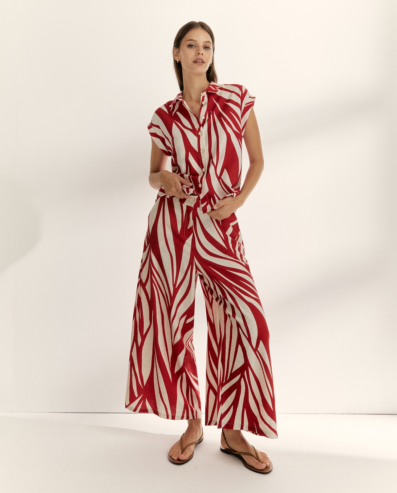 Camisa de mujer estampada cuello camisero - Paz Torras - Rojo Rojo-1