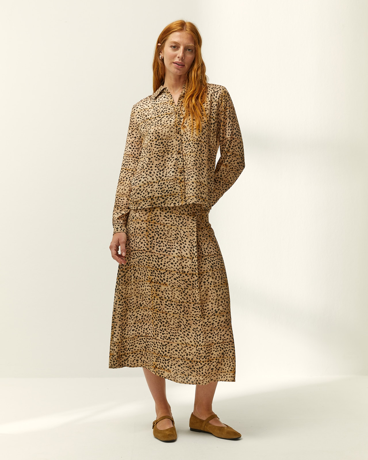Camisa de mujer estampada animal print