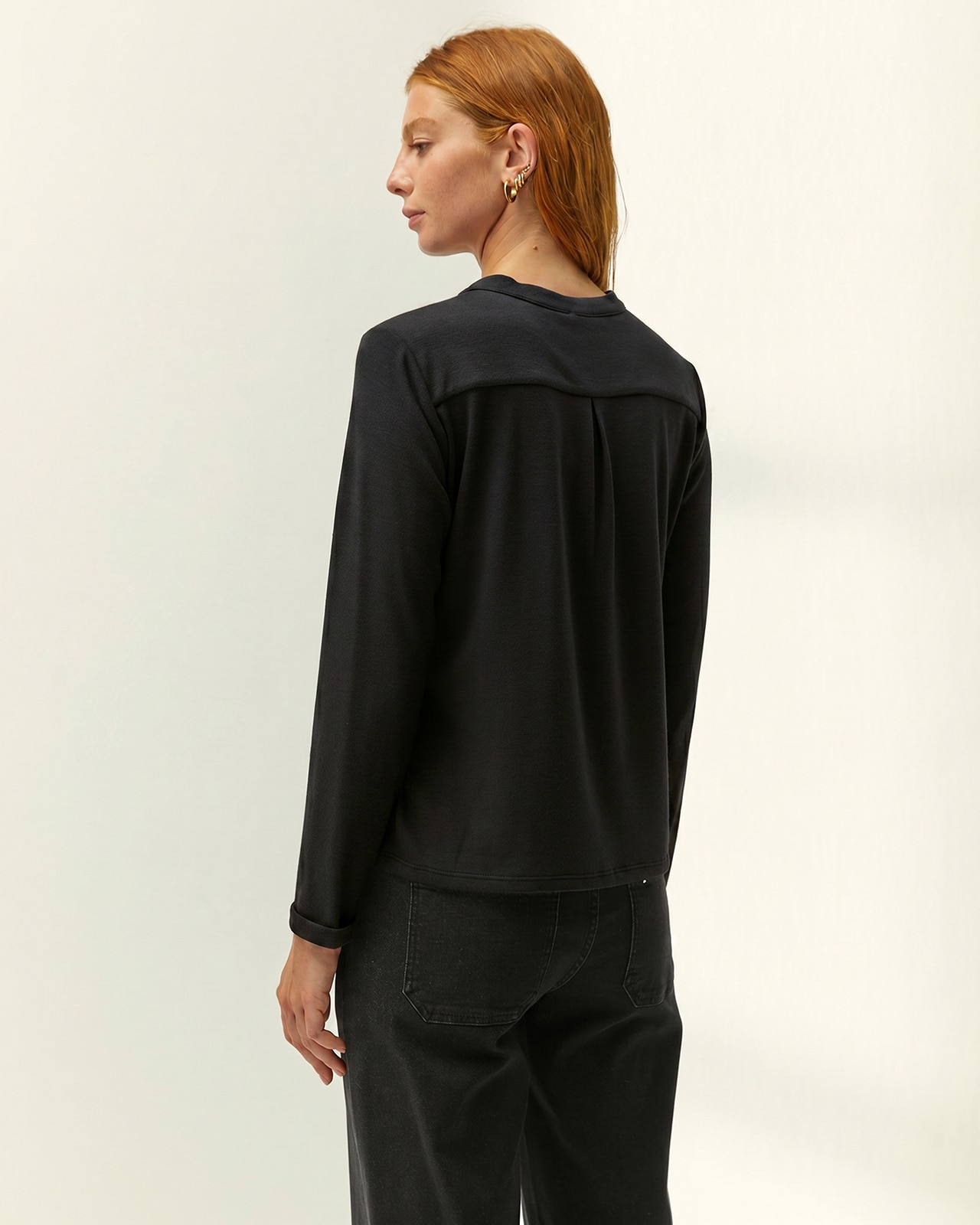 Camiseta de mujer cuello redondo manga larga - Paz Torras - Negro Negro-3