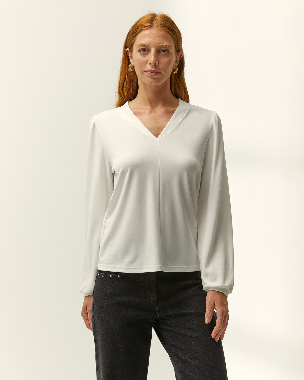 Camiseta de mujer cuello pico manga larga - Paz Torras - Crudo Crudo-2