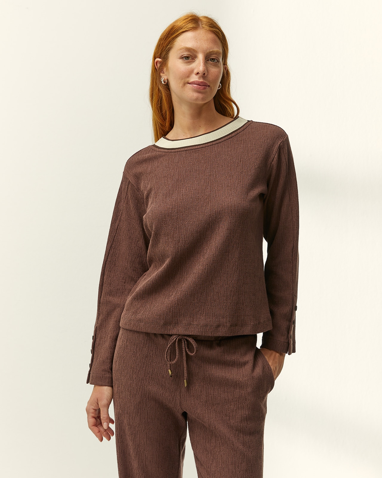 Camiseta de mujer cuello redondo manga larga - Paz Torras - Marrón Marrón-2