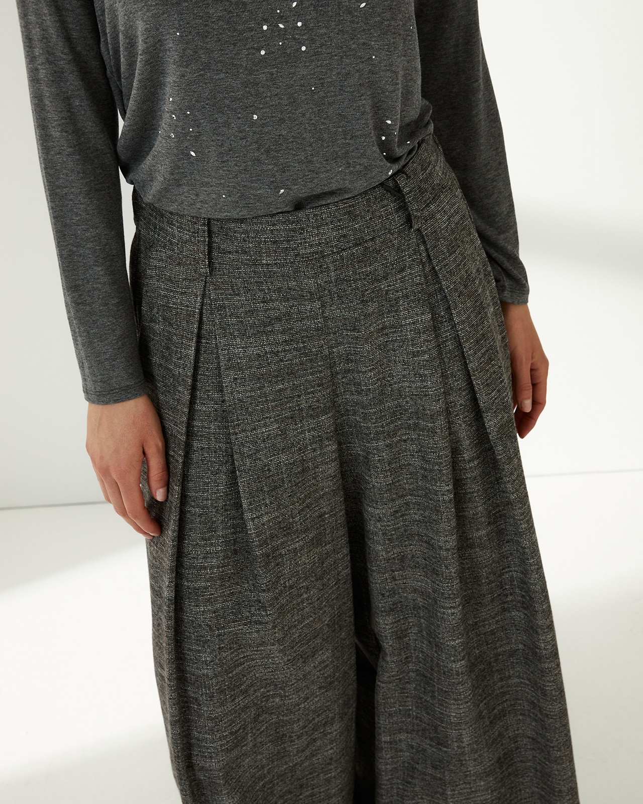 Pantalón ancho de mujer con pinzas cintura elástica - Paz Torras - Gris Gris-4