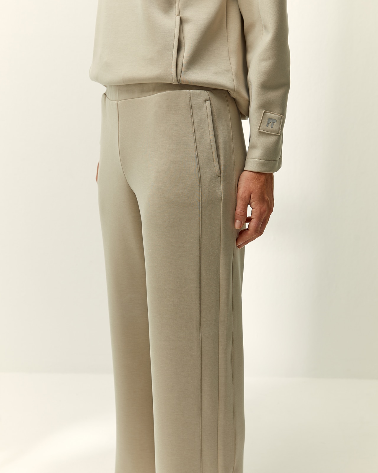 Pantalón recto de mujer punto liso cintura elástica - Paz Torras - Piedra Piedra-4