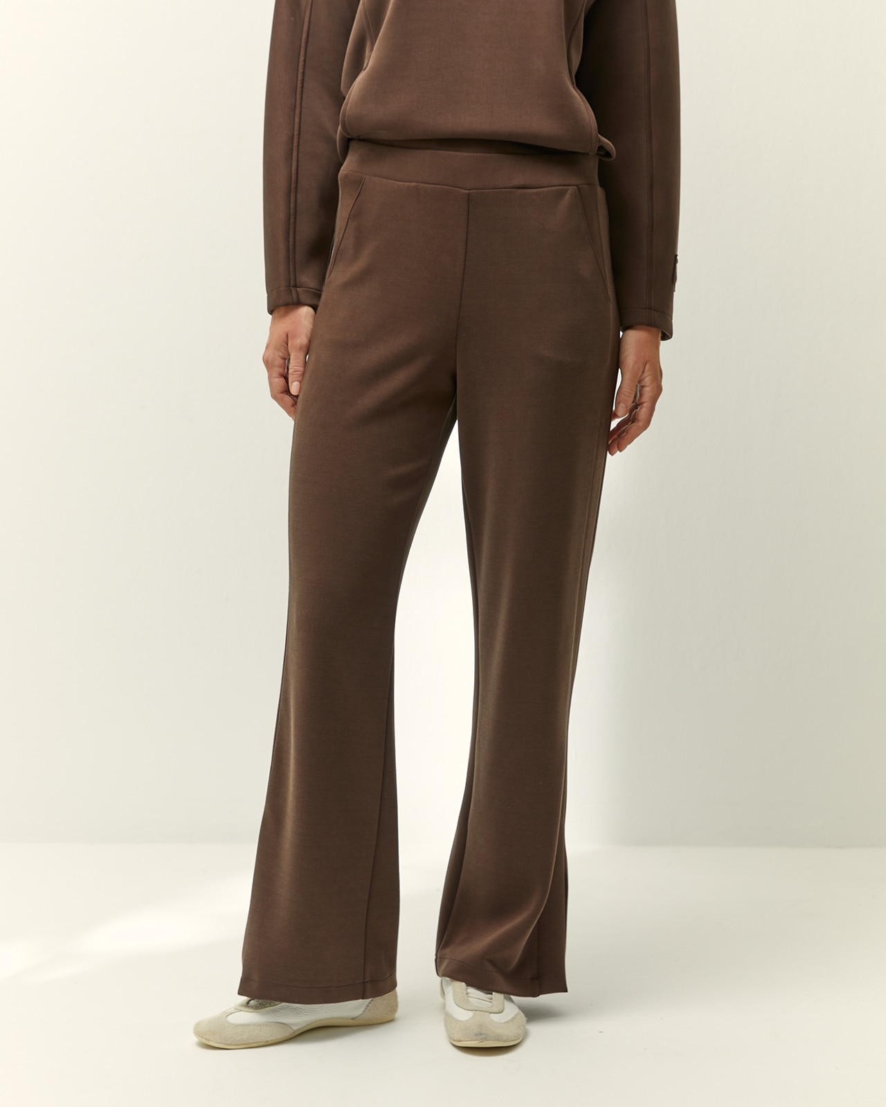 Imagen 2 de Pantalón recto de mujer punto liso cintura elástica - Paz Torras - Marrón oscuro Marrón oscuro
