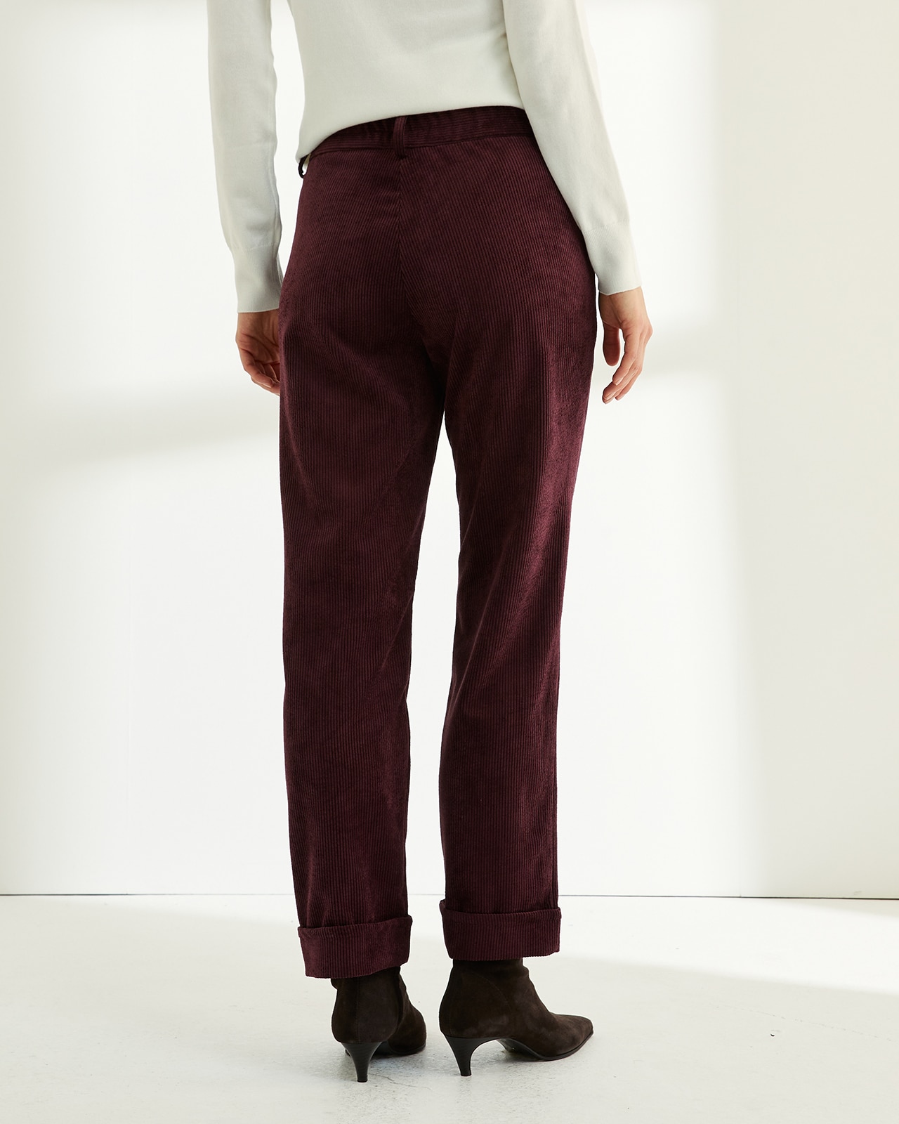 Pantalón tobillero de mujer pana cintura elástica - Paz Torras - Granate Granate-3