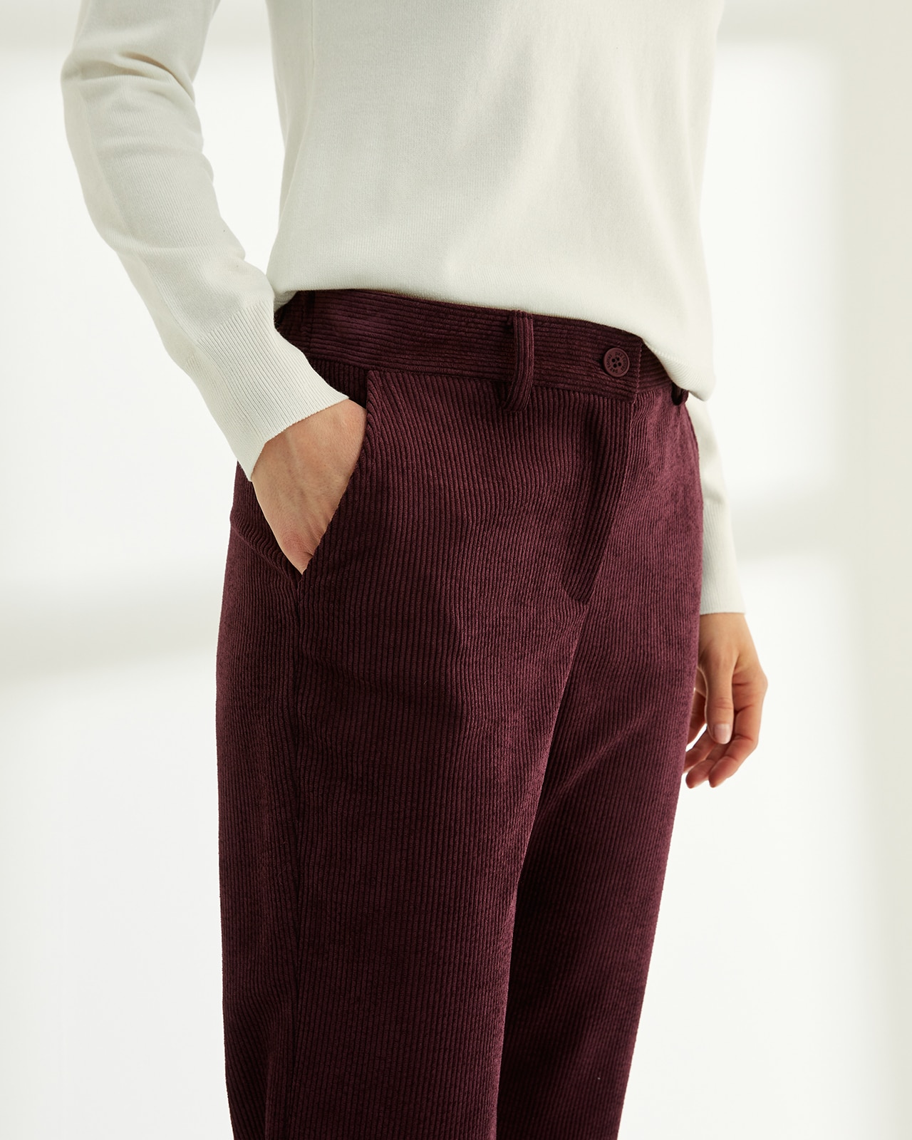 Pantalón tobillero de mujer pana cintura elástica - Paz Torras - Granate Granate-4
