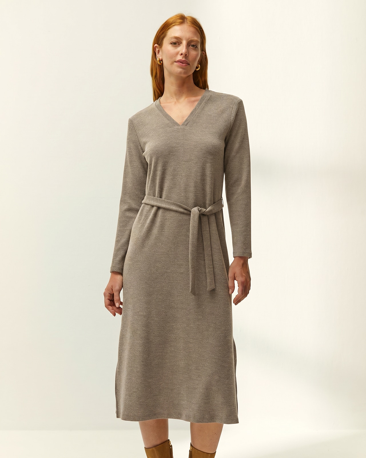 Vestido midi de punto liso cuello pico manga larga - Paz Torras - Piedra Piedra-2