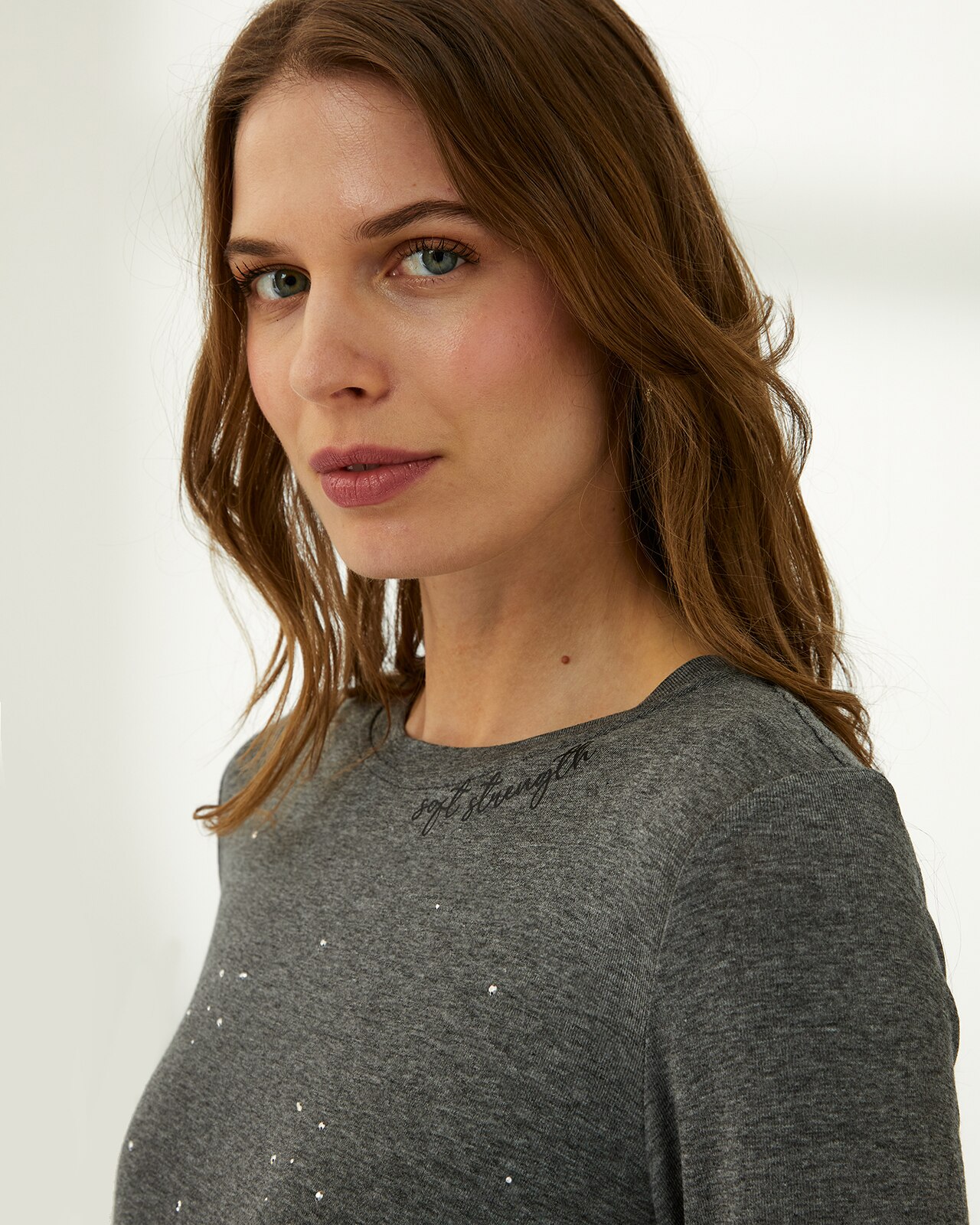 Camiseta de mujer cuello rendondo manga larga - Paz Torras - Gris Gris-4