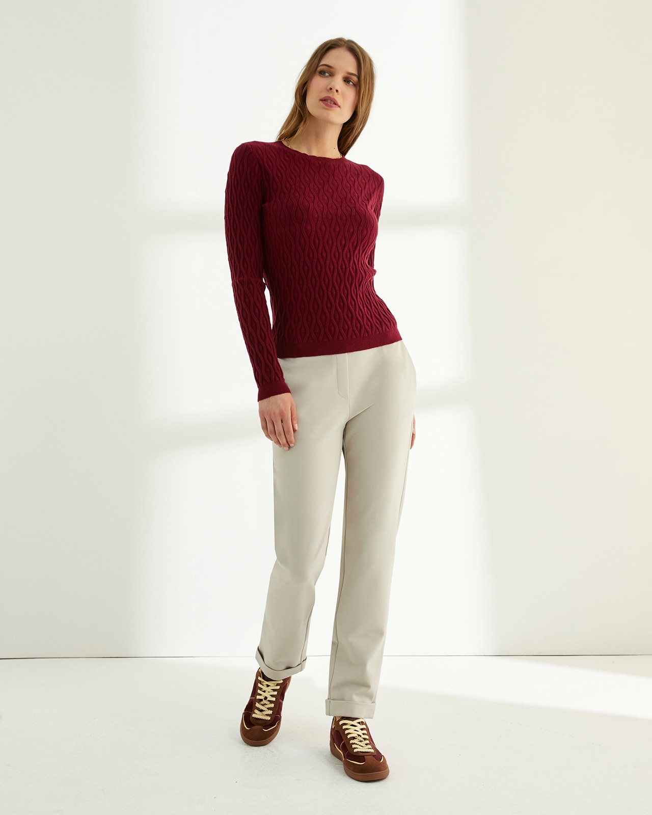 Imagen 0 de Pantalón tobillero de mujer punto liso cintura elástica Piedra