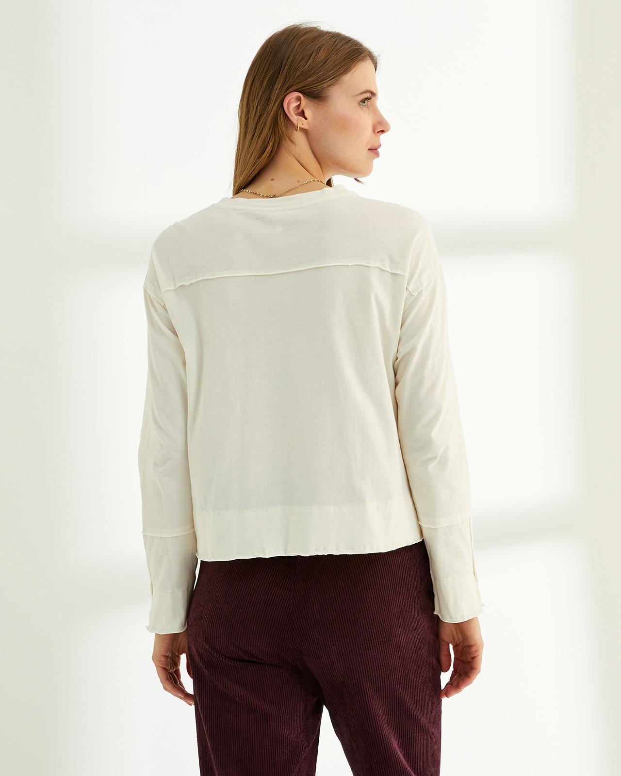 Camiseta de mujer cuello redondo manga larga - Paz Torras - Crudo Crudo-3