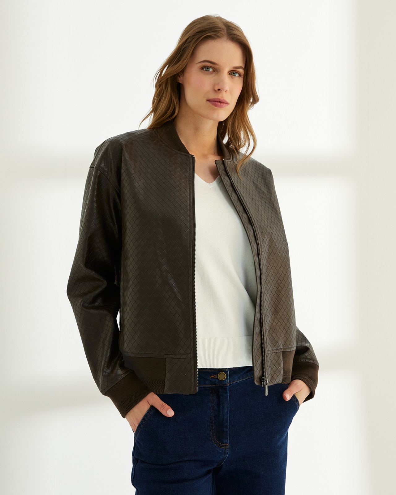 Chaqueta de mujer tipo bomber ecopiel - Paz Torras - Marrón oscuro Marrón oscuro-2