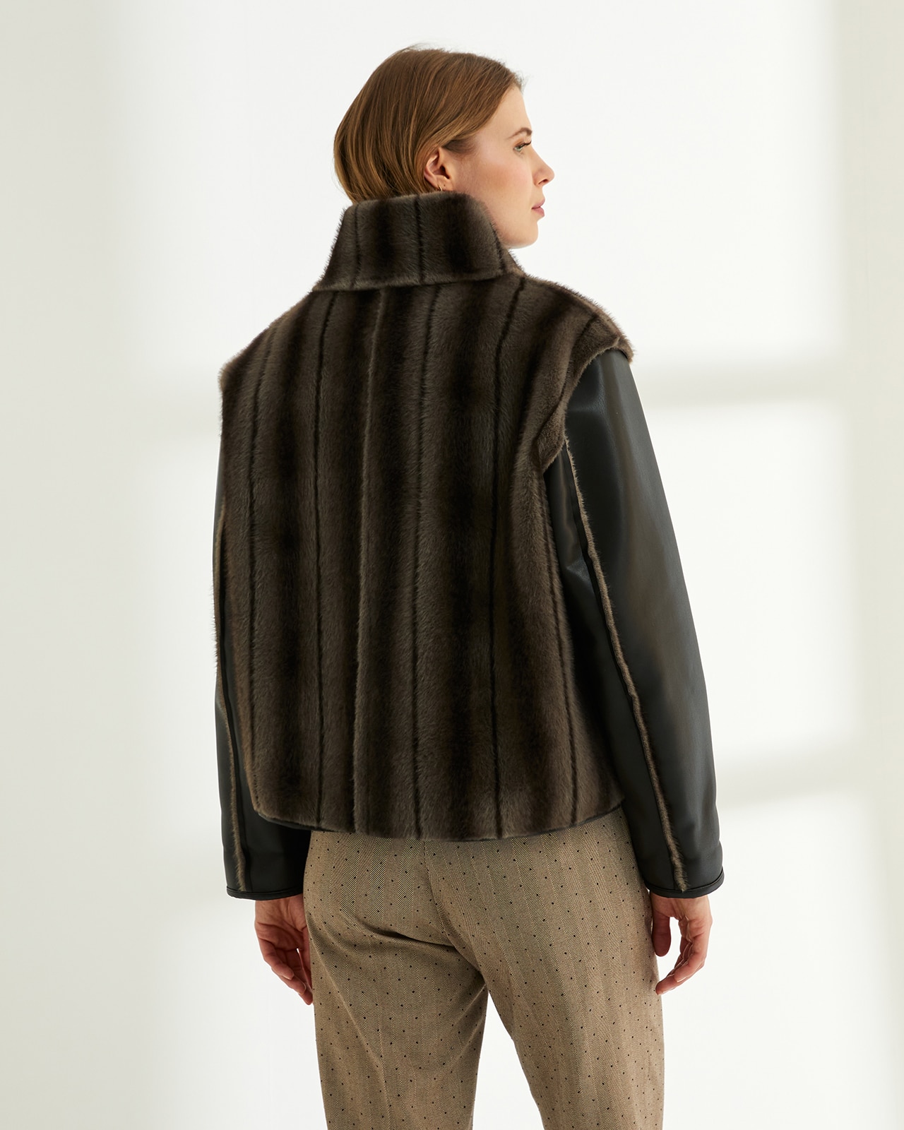 Chaqueta de mujer reversible ecopiel y pelo sintético - Paz Torras - Marrón Marrón-3