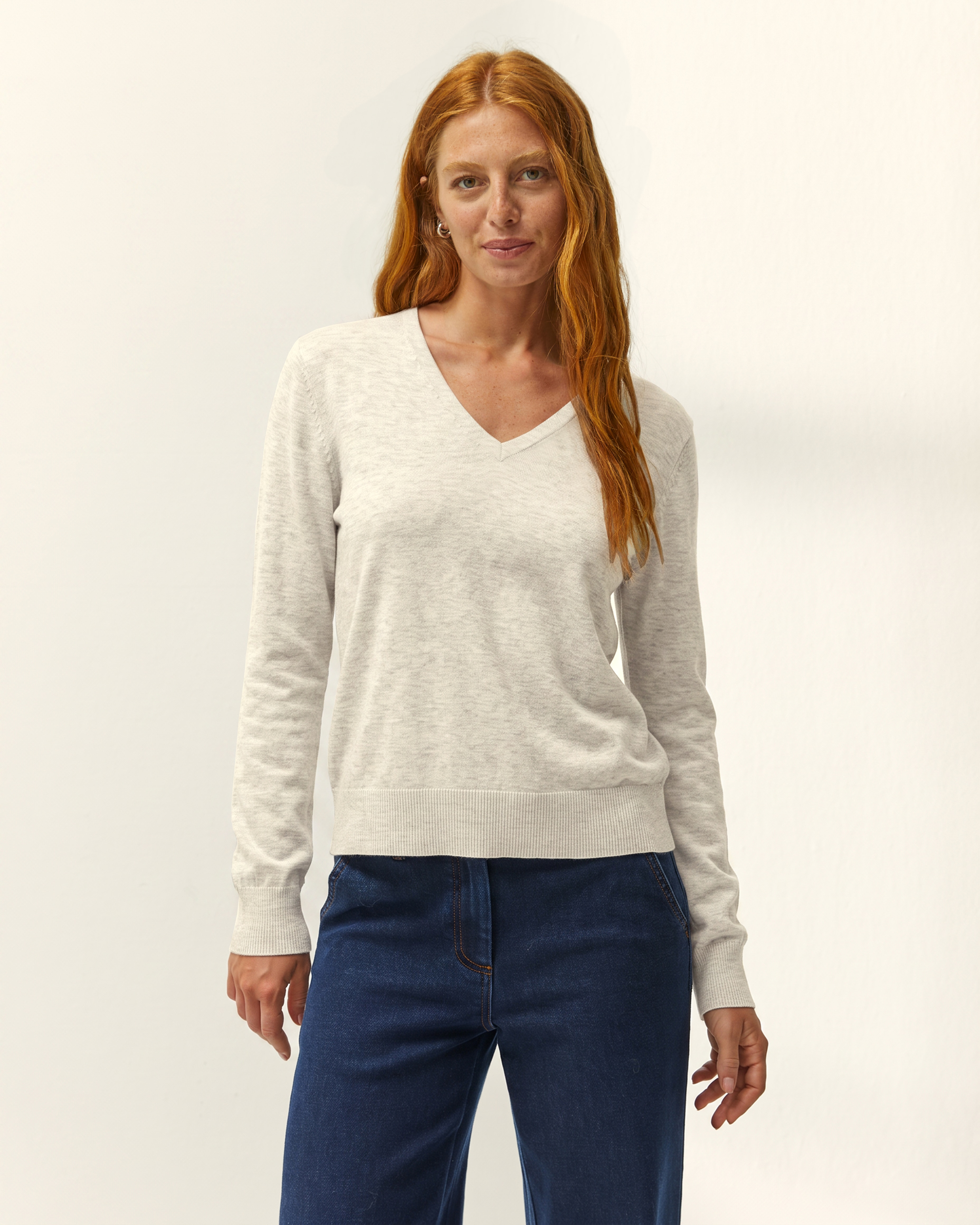 Jersey de mujer punto fino cuello pico - Paz Torras - Crudo Crudo-2
