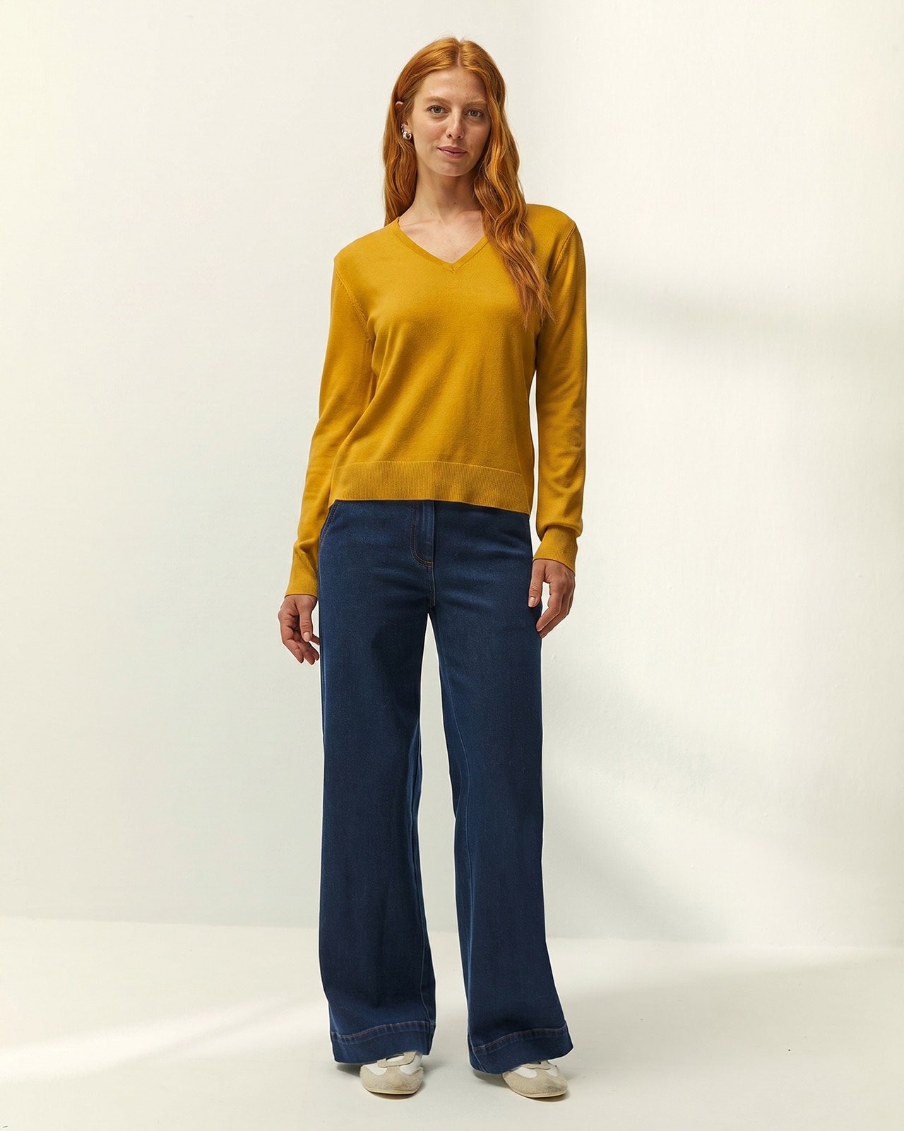 Jersey de mujer punto fino cuello pico - Paz Torras - Mostaza Mostaza-1