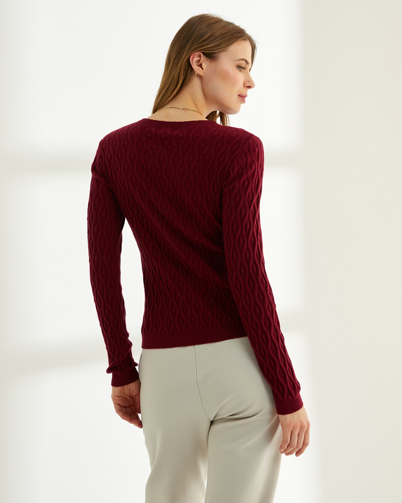 Jersey de mujer entallado cuello redondo - Paz Torras - Granate Granate-3