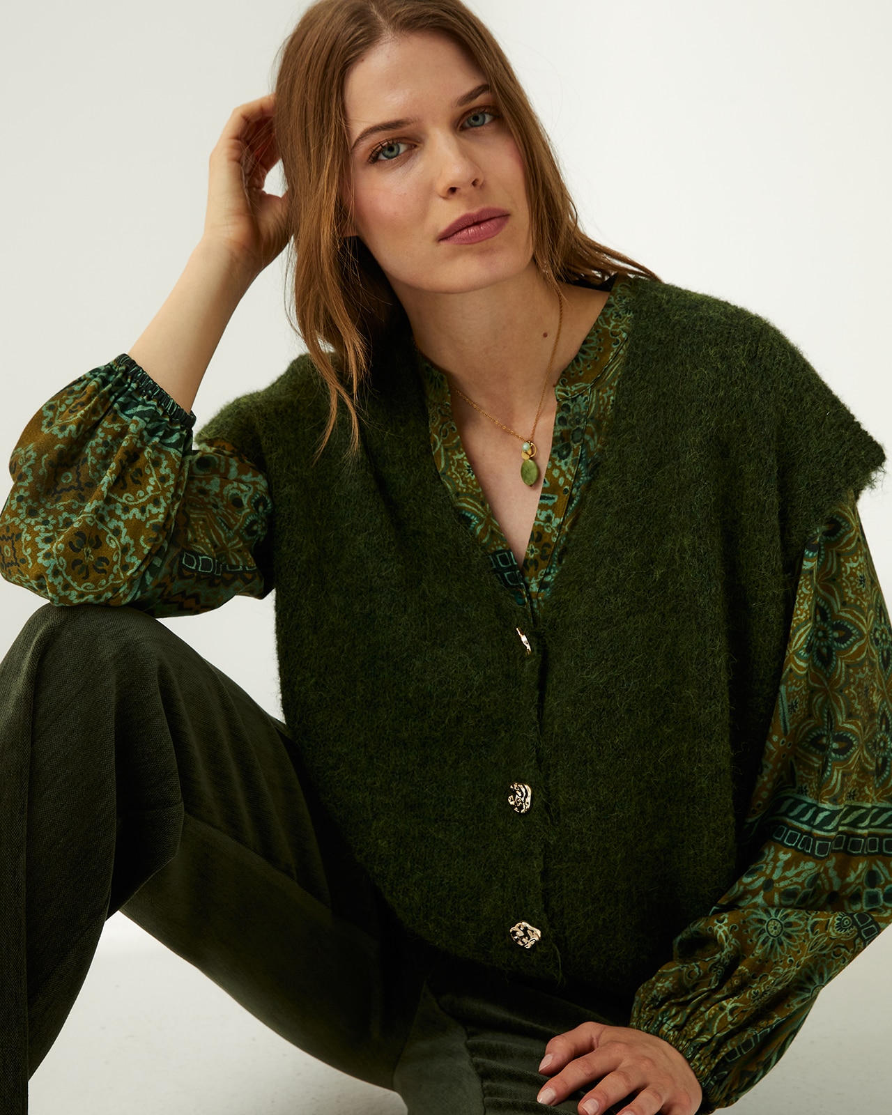 Chaleco de mujer cuello pico - Paz Torras - Verde Verde-4