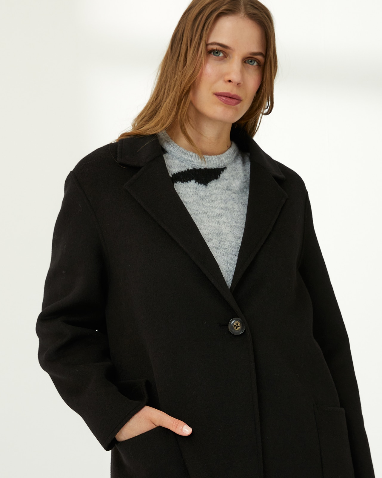 Imagen 4 de Abrigo de mujer handmade - Paz Torras - Negro Negro