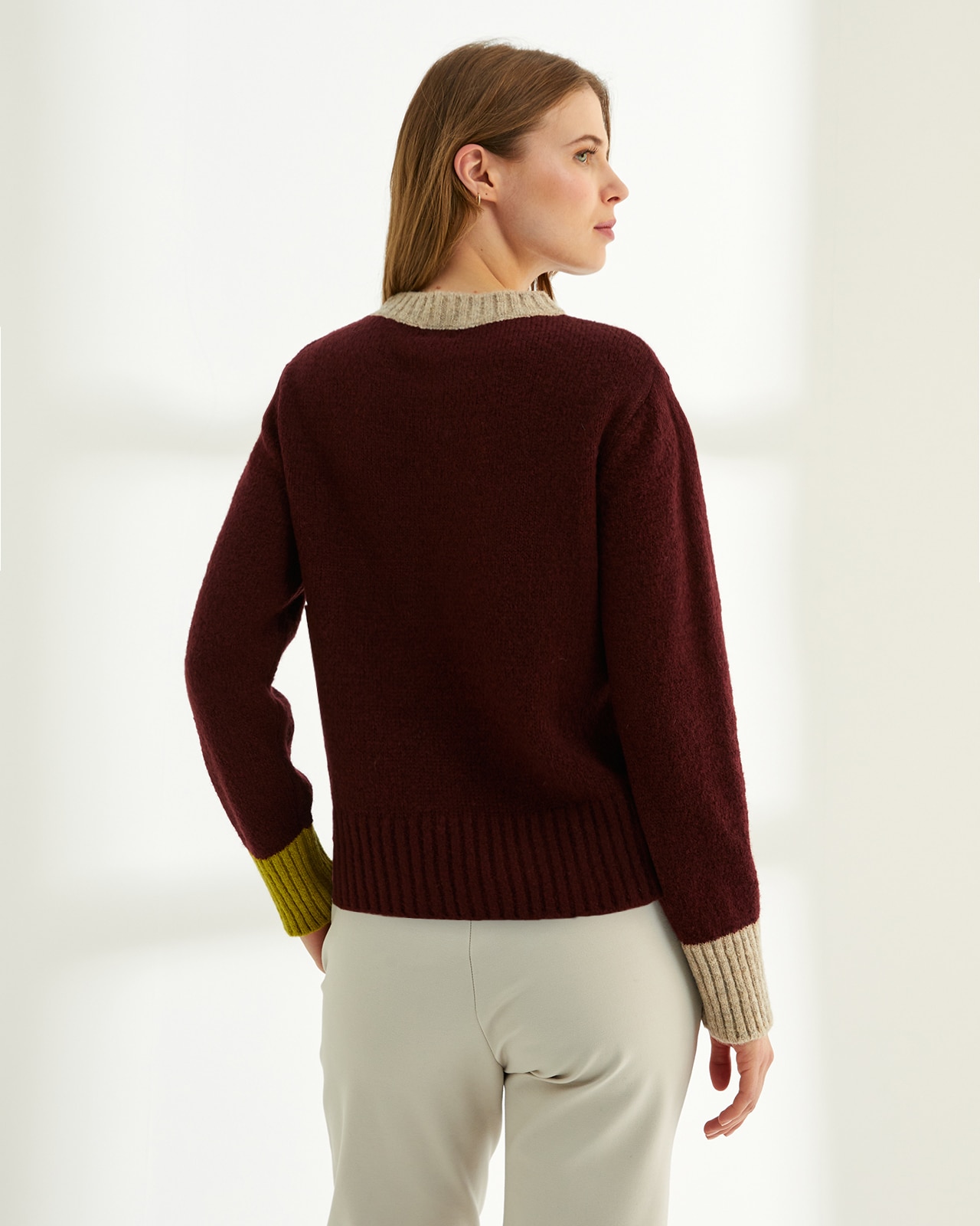 Jersey de mujer cuello redondo manga larga - Paz Torras - Granate Granate-3