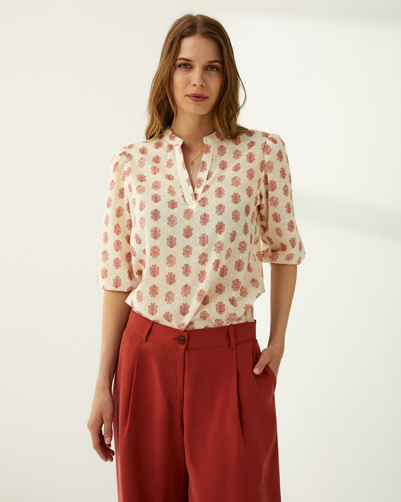Blusa de mujer cuello mao manga francesa - Paz Torras - Rojo Rojo-2