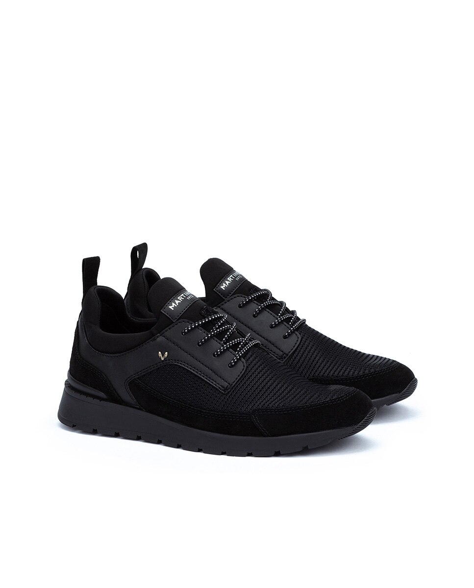 Zapatillas de piel de hombre con cordones en color negro