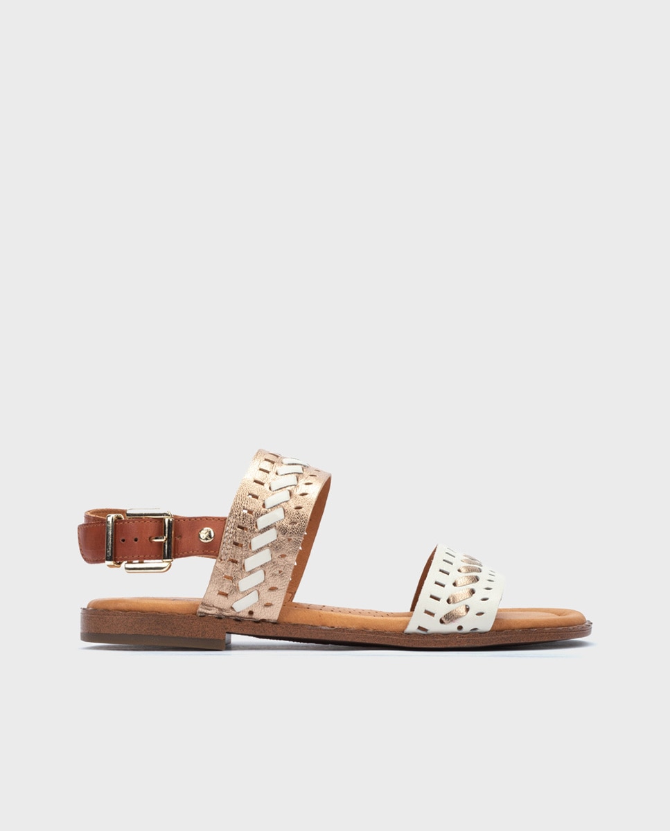 Pikolinos - Sandalias planas de mujer de piel con cierre de hebilla y plantilla acolchada en color blanco.