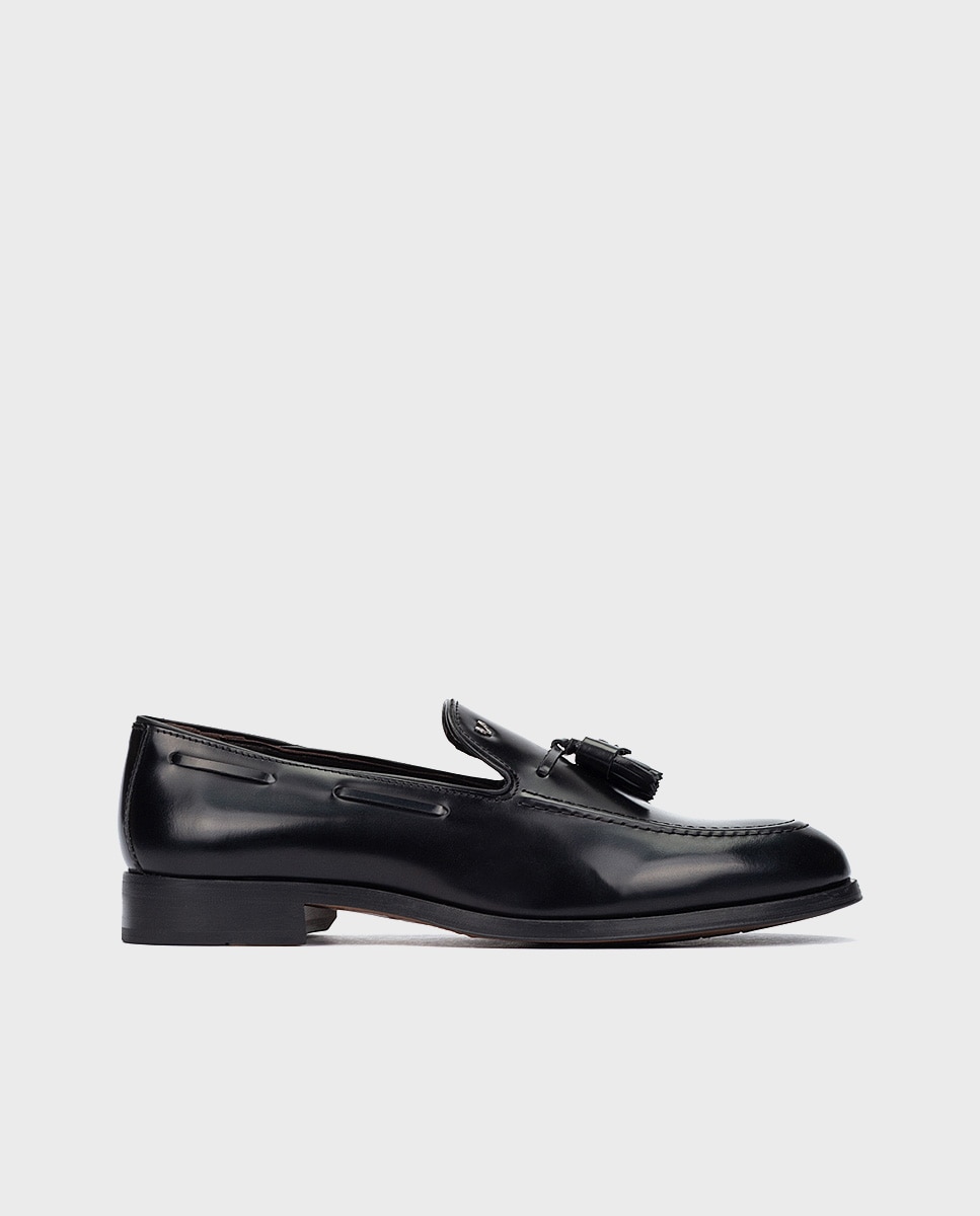 Imagen 0 de Mocasines de hombre de piel con borlas Negro