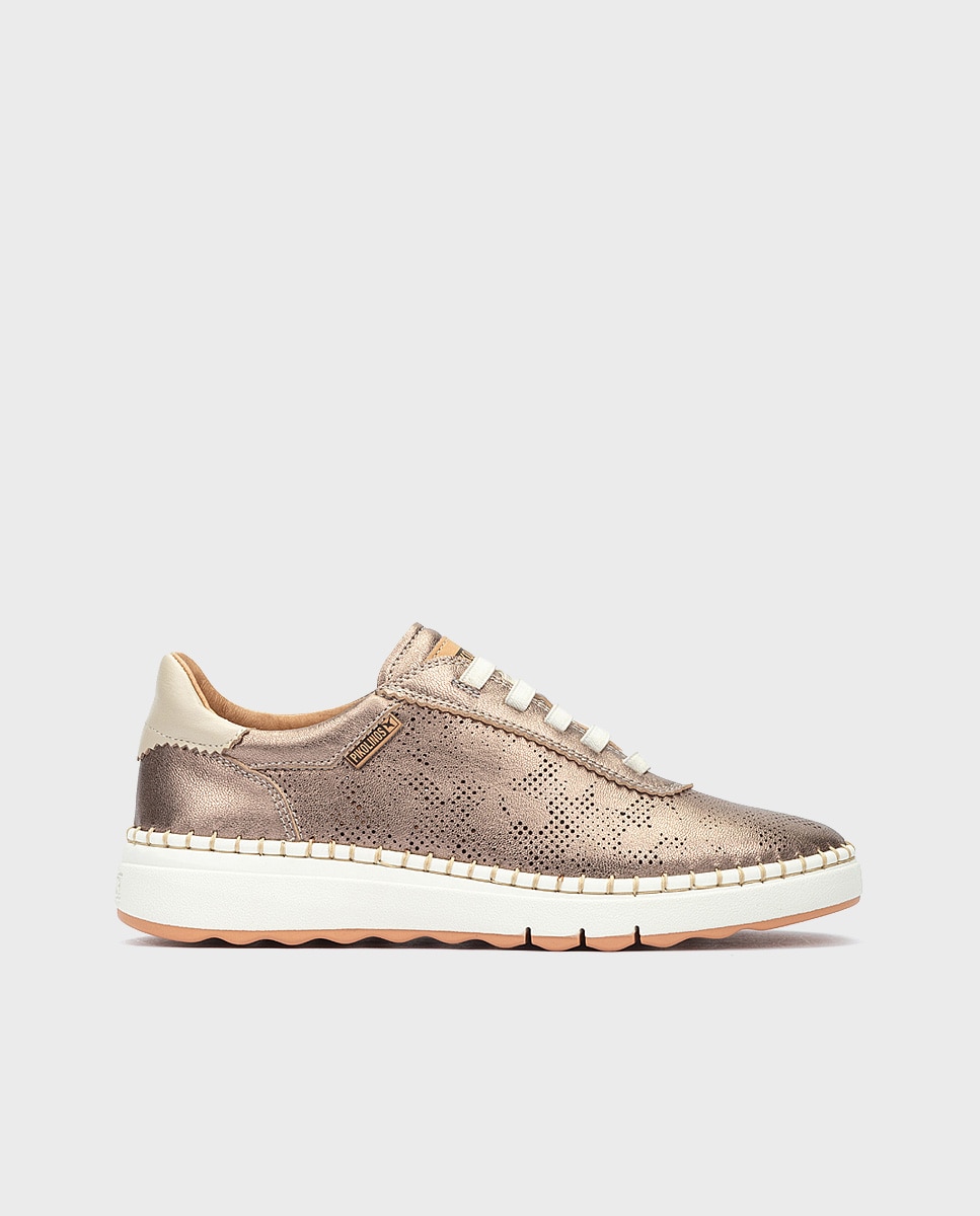 Pikolinos - Zapatillas de mujer de piel con suela extraligera y plantilla extraíble en color plata.