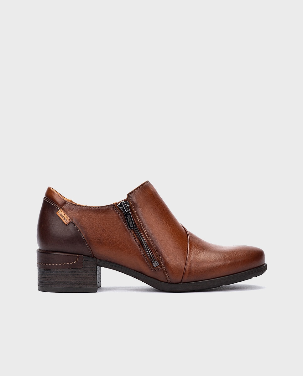 Imagen 0 de Zapatos de tacón de mujer de piel con cremallera Marrón