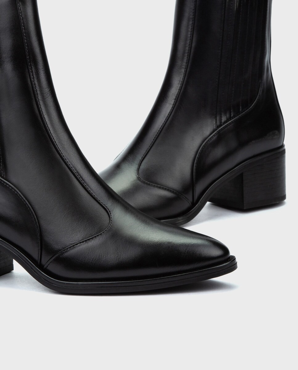 Botines de mujer de piel con cremallera y tacón bloque en color