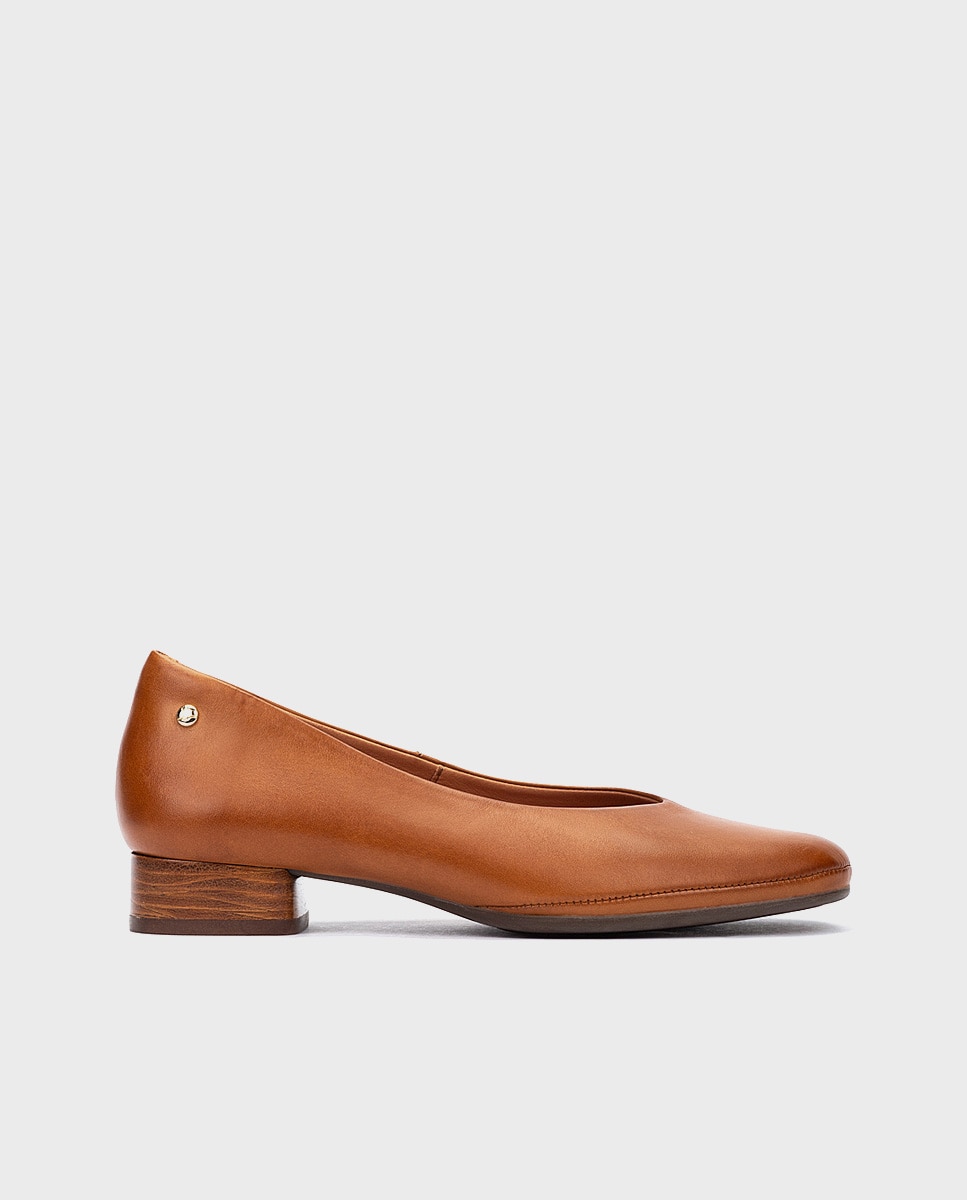 Zapatos de tacón de mujer de piel con horma amplia - Pikolinos - Marrón Marrón-1