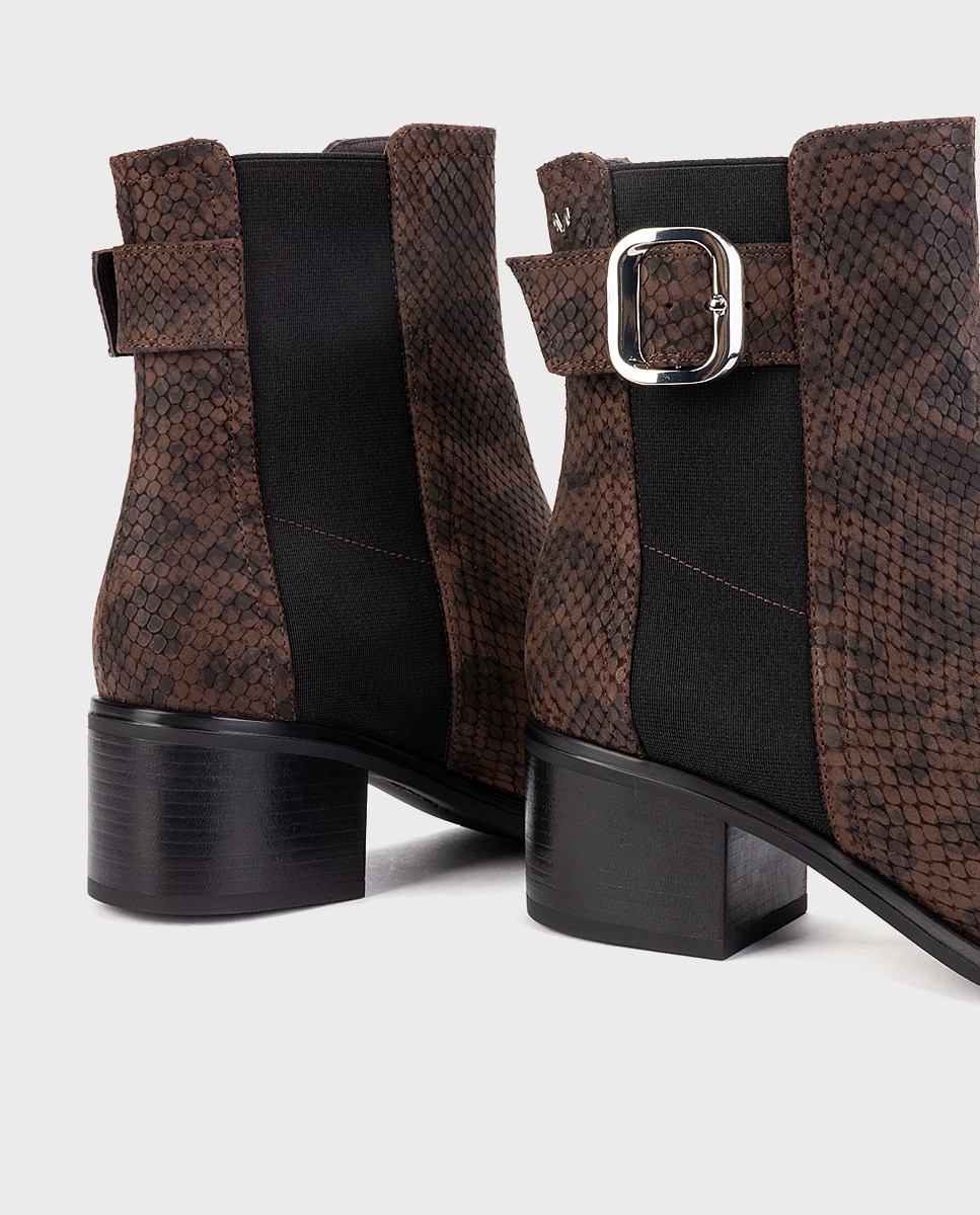 Imagen 4 de Botines de tacón de mujer de piel con elástico en color - Martinelli - Marrón oscuro Marrón oscuro