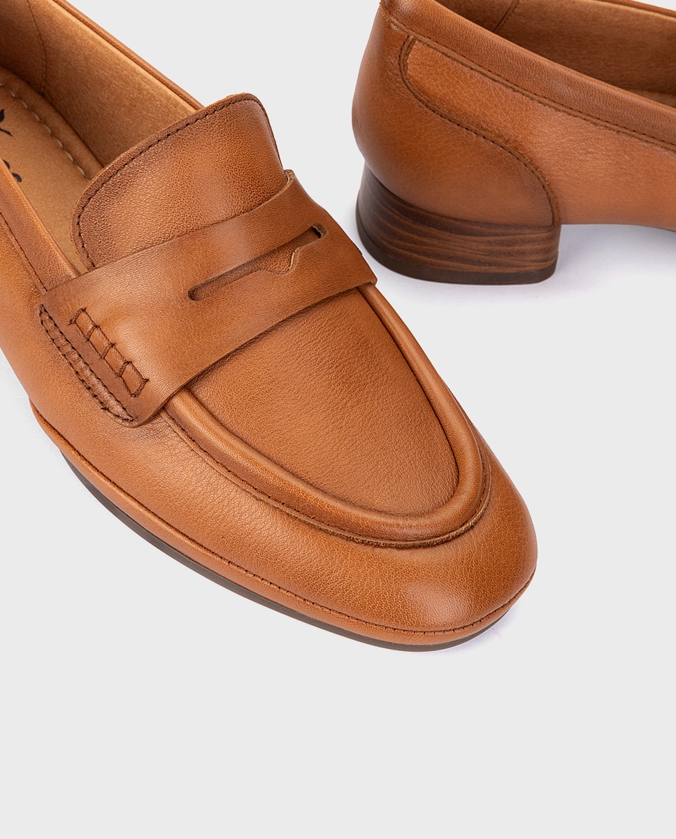 Imagen 4 de Zapatos de tacón de mujer de piel con horma amplia - Pikolinos - Marrón Marrón