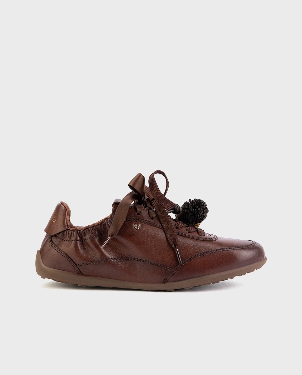 Imagen 0 de Zapatillas de mujer de piel con cordones en color marrón oscuro Marrón oscuro