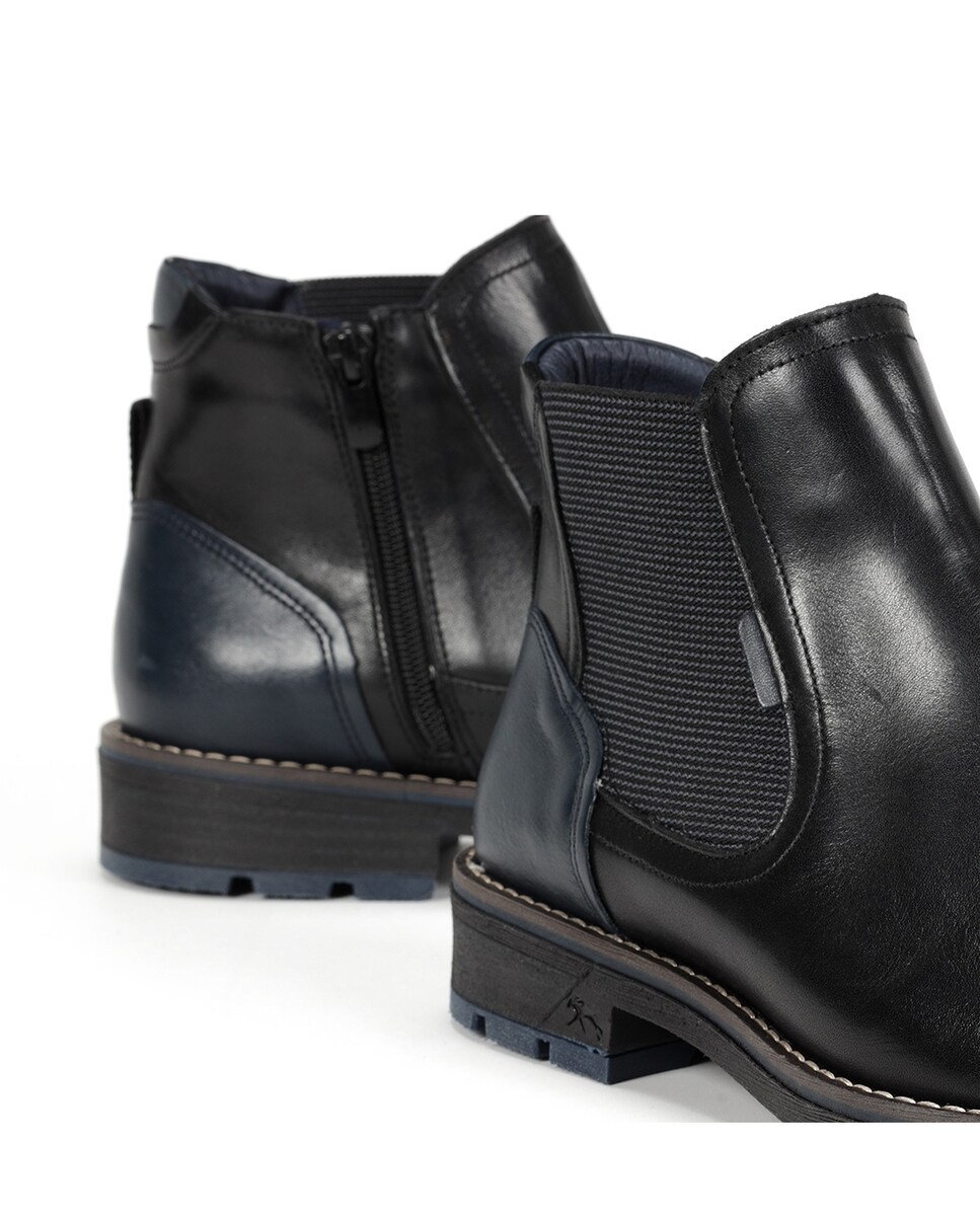 Botines de hombre en color negro y fabricados en piel · Fluchos