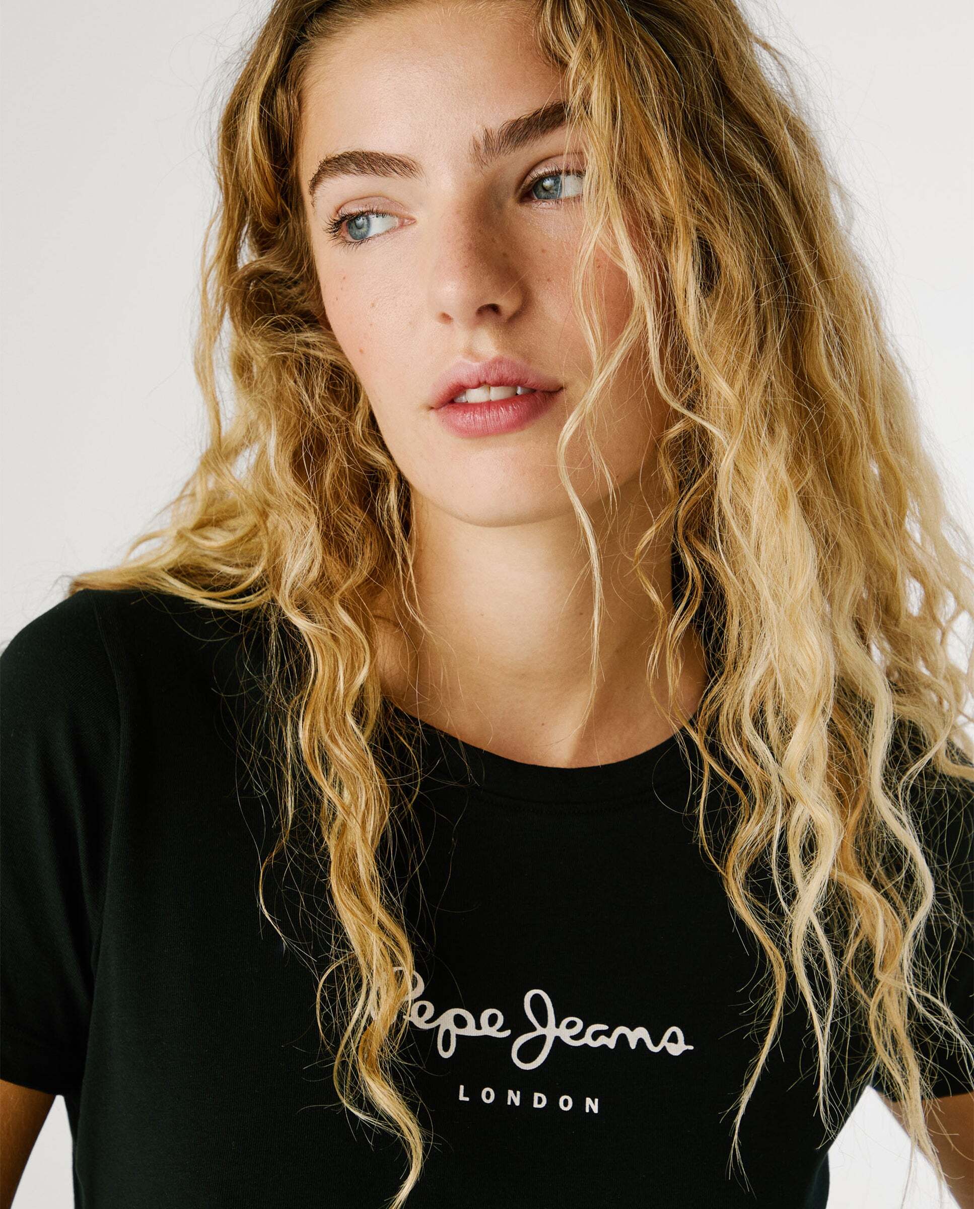 Camiseta de mujer manga corta con logo estampado - Pepe Jeans - Negro Negro-4