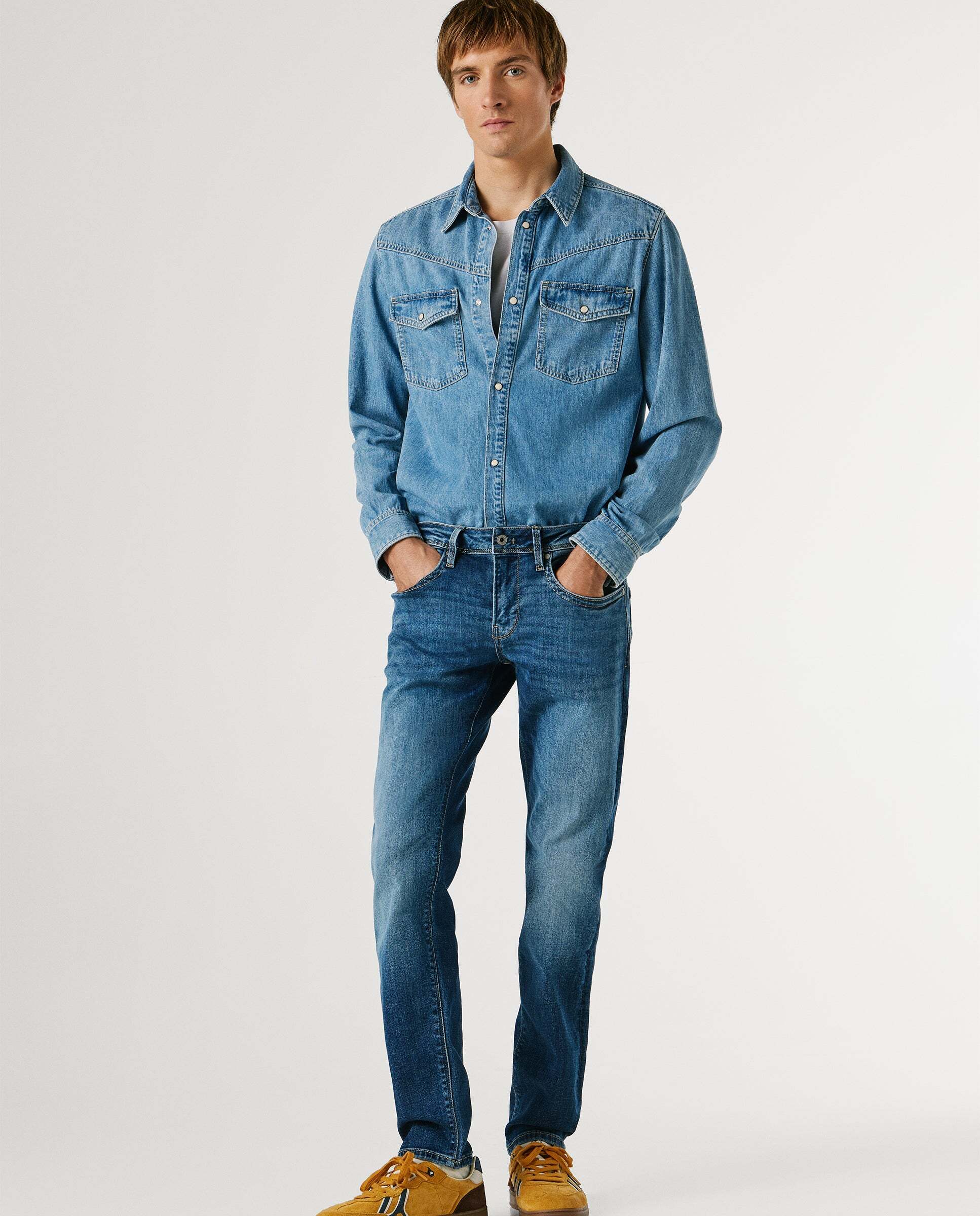 Imagen 0 de Vaquero de hombre fit slim y tiro bajo Azul