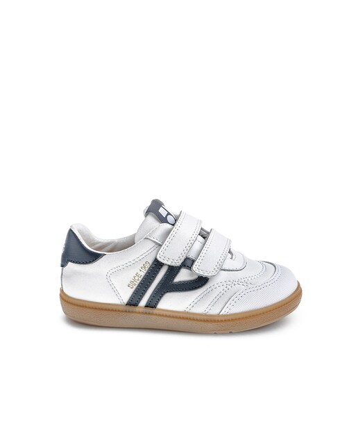 Imagen 0 de Zapatillas de niños Pablosky de piel con cierre adherente