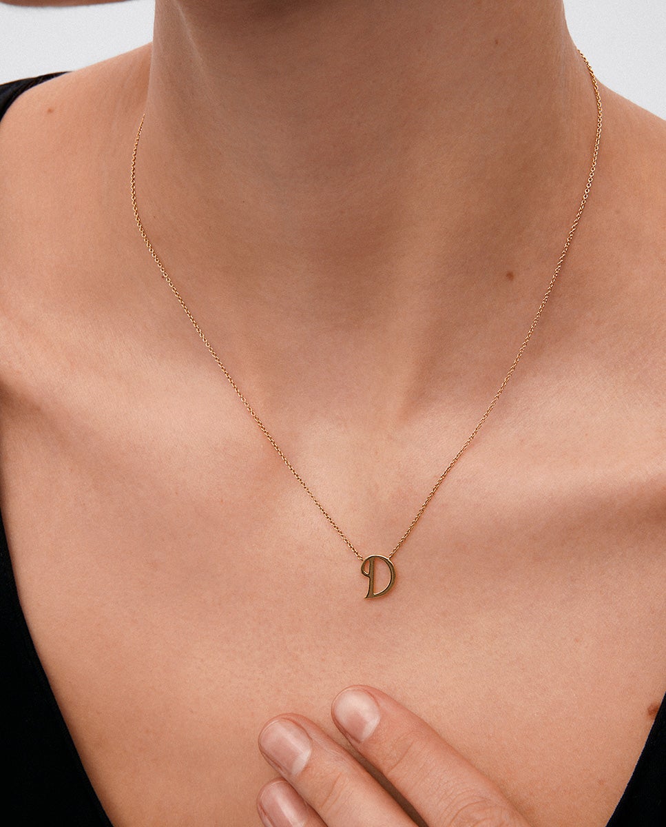 Cadena con colgante de oro amarillo de 18k con letra d - SUAREZ - Blanco Blanco-4