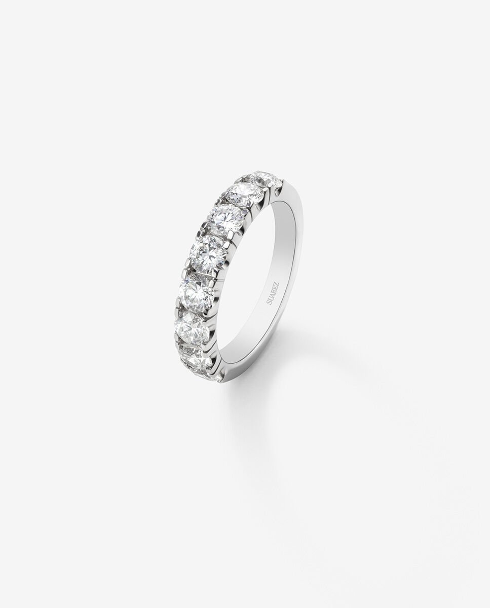 Imagen 0 de Anillo de oro blanco de 18k con 11 diamantes en talla brillante con un total de 0,55 cts Blanco