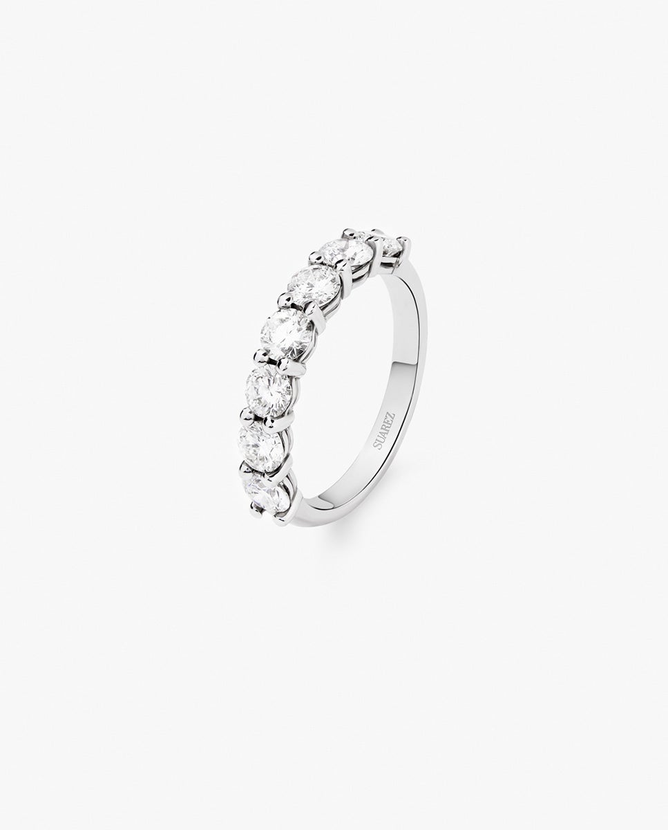 Imagen 0 de Anillo de oro blanco de 18k con 10 diamantes en talla brillante con un total de 0,71 cts Blanco