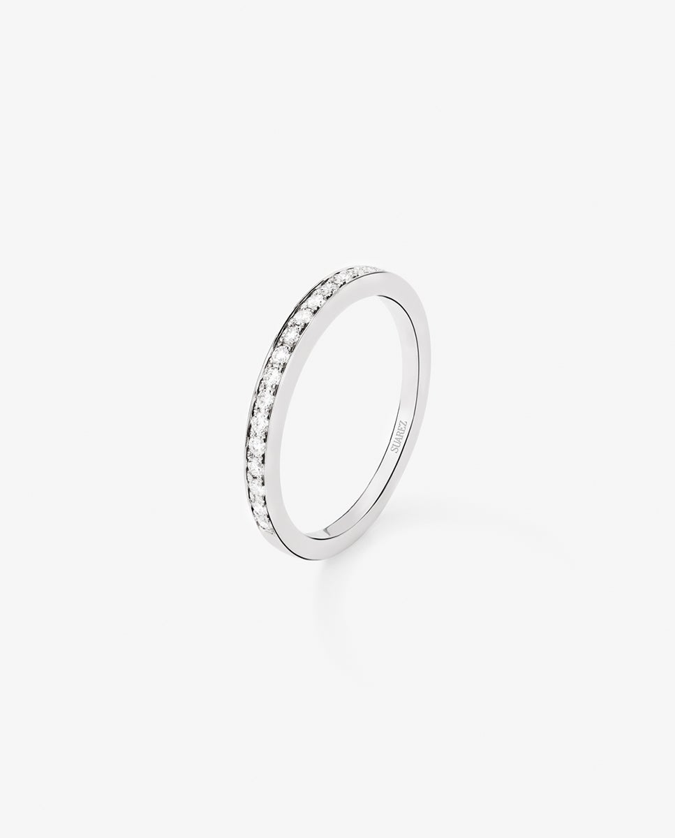 Imagen 0 de Media alianza de oro blanco de 18K con diamantes en talla brillante Blanco