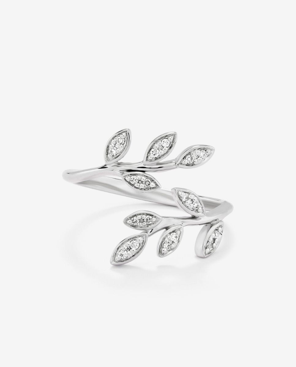 Imagen 3 de Anillo de oro blanco de 18k con 18 diamantes en talla brillante con un total de 0,07 cts y forma de hojas - Blanco Blanco