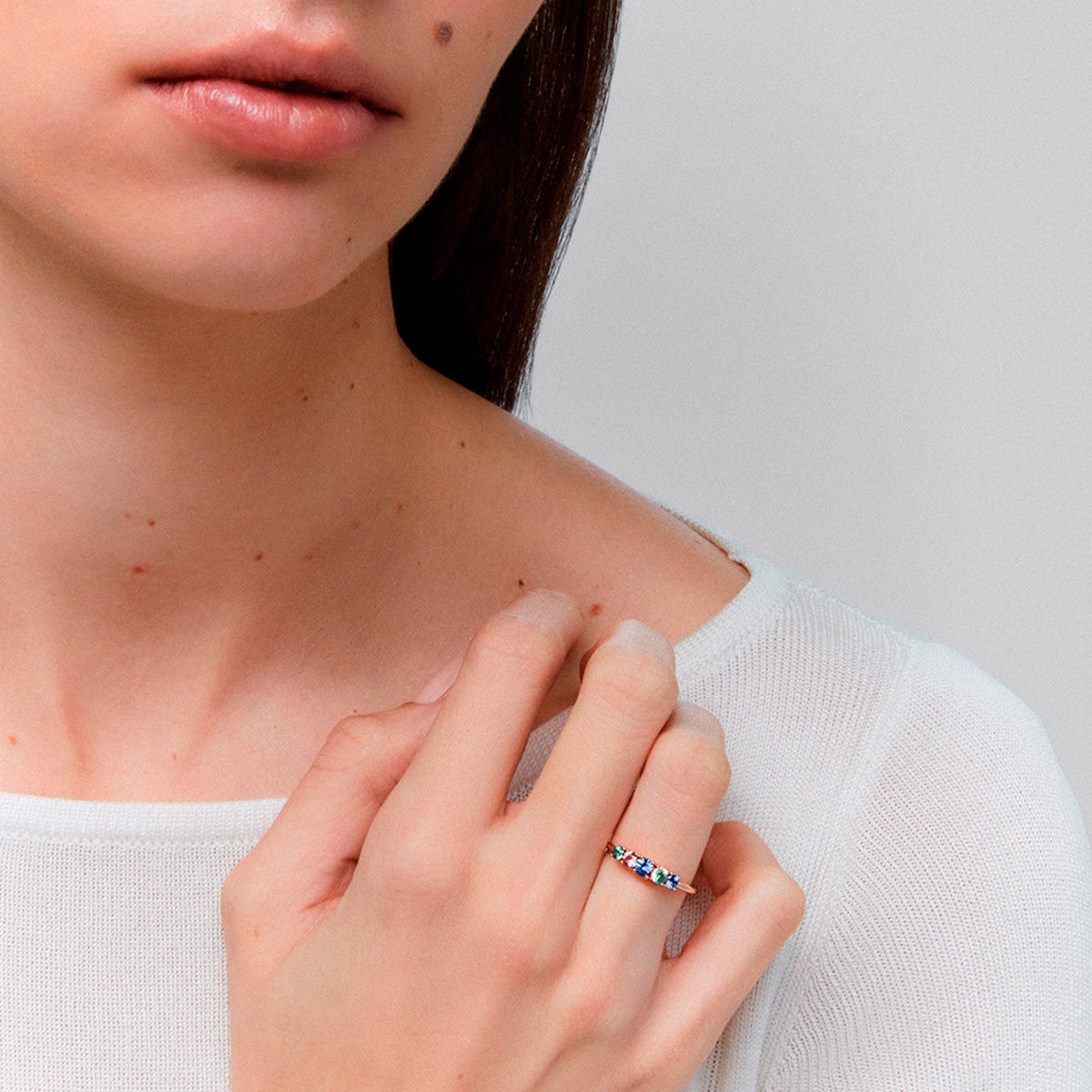 Anillo cinquillo de oro rosa de 18k con 5 zafiros rosas y azules en talla brillante con un total de 0,52 cts - SUAREZ - Azul Azul-2