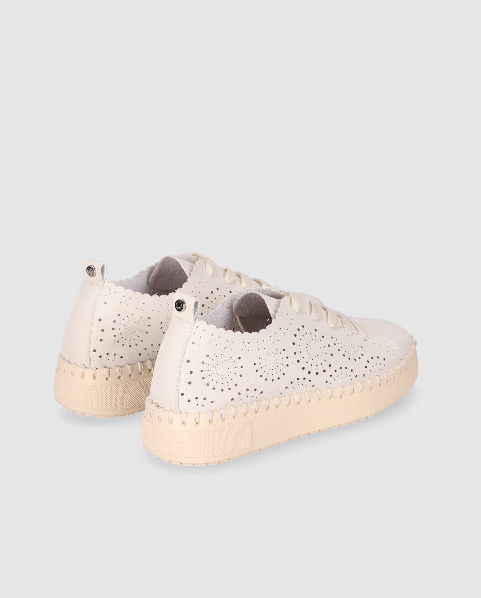 Chika10 - Zapatos de cordones de mujer con perforaciones decorativas y cierre de cordones.