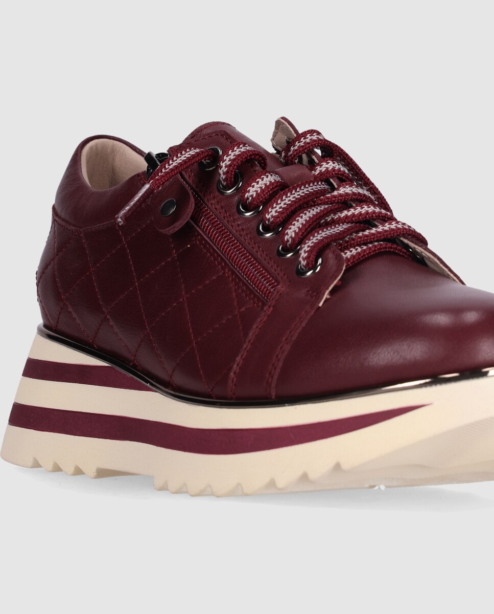 Zapatillas deportivas de mujer de piel con cierre acordonado y