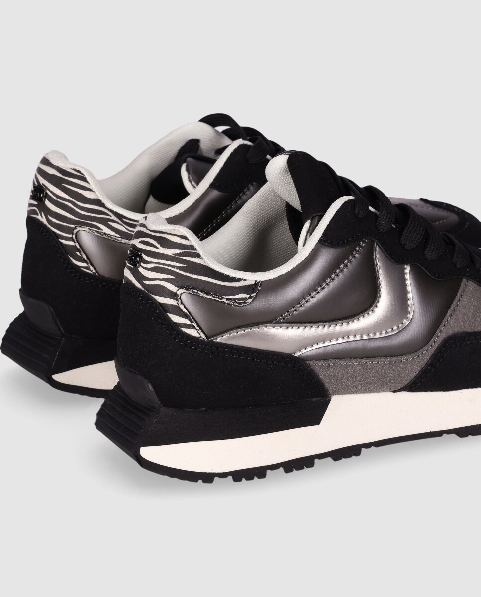 Zapatillas deportivas de mujer con cierre acordonado y acabado