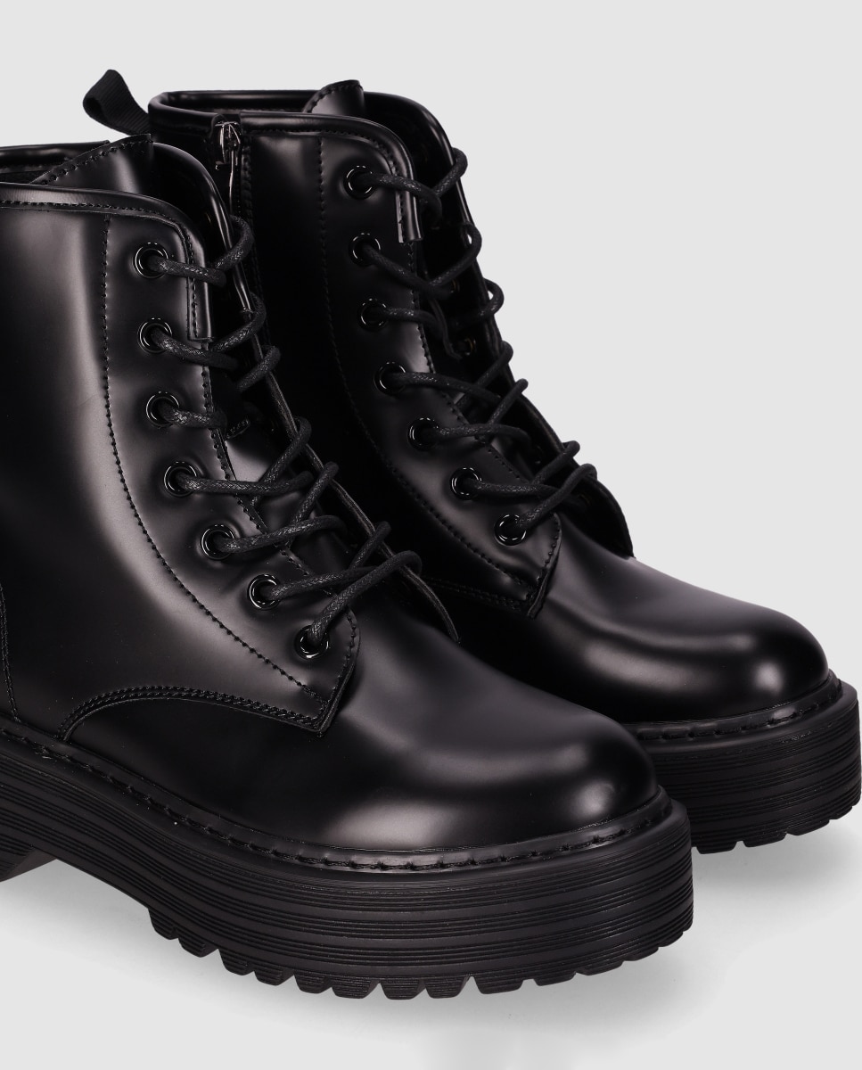Botines de mujer con suela gruesa y puntera redonda - Chika10 - Negro Negro-5