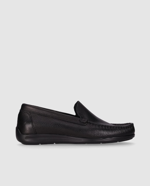 Imagen 0 de Mocasines de hombre en piel con puntera redonda